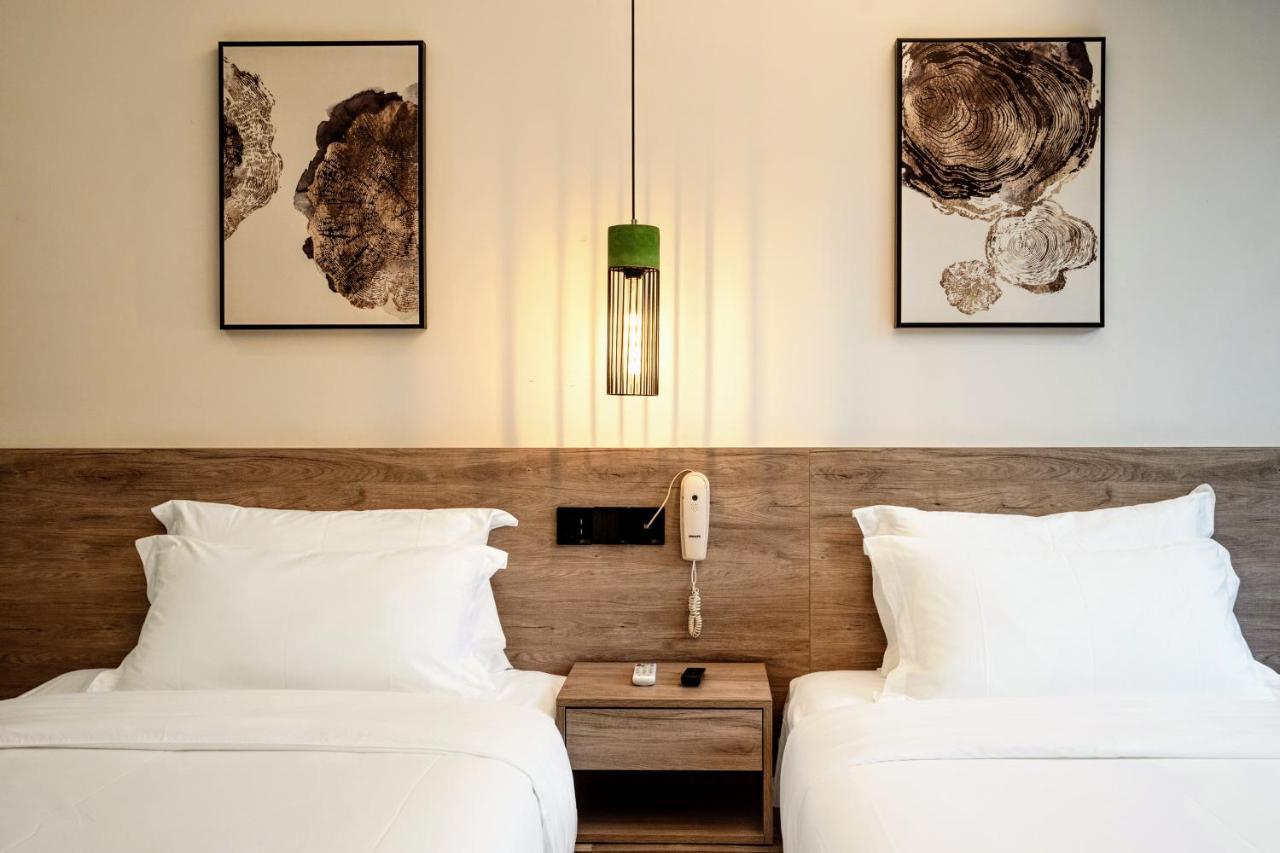 Whispering Mountains Boutique Hotel Чжанцзяцзе Екстер'єр фото