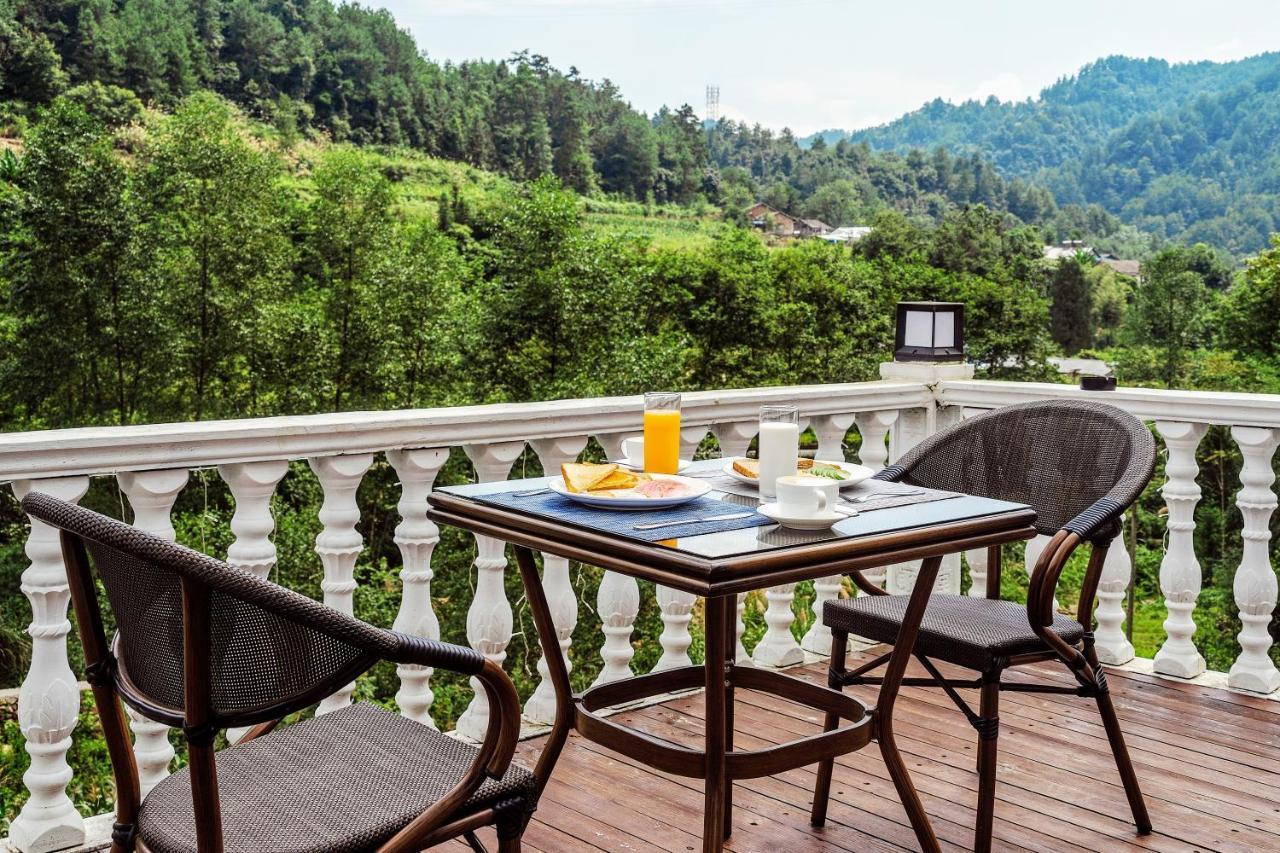 Whispering Mountains Boutique Hotel Чжанцзяцзе Екстер'єр фото