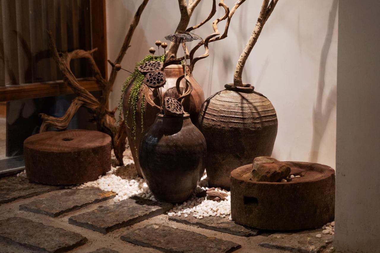 Whispering Mountains Boutique Hotel Чжанцзяцзе Екстер'єр фото