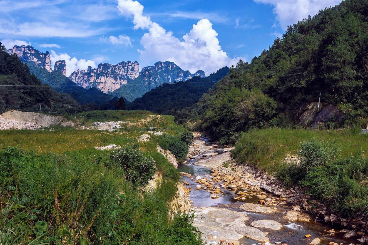 Whispering Mountains Boutique Hotel Чжанцзяцзе Екстер'єр фото