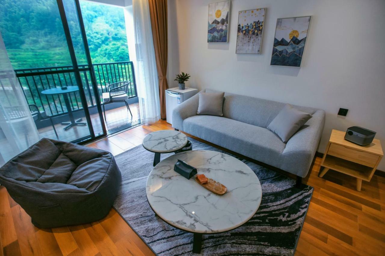 Whispering Mountains Boutique Hotel Чжанцзяцзе Екстер'єр фото